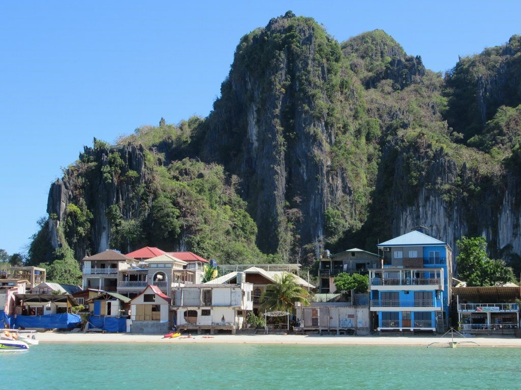 sea level view of the Taraw Cliff in El Nido Palawan Philippines