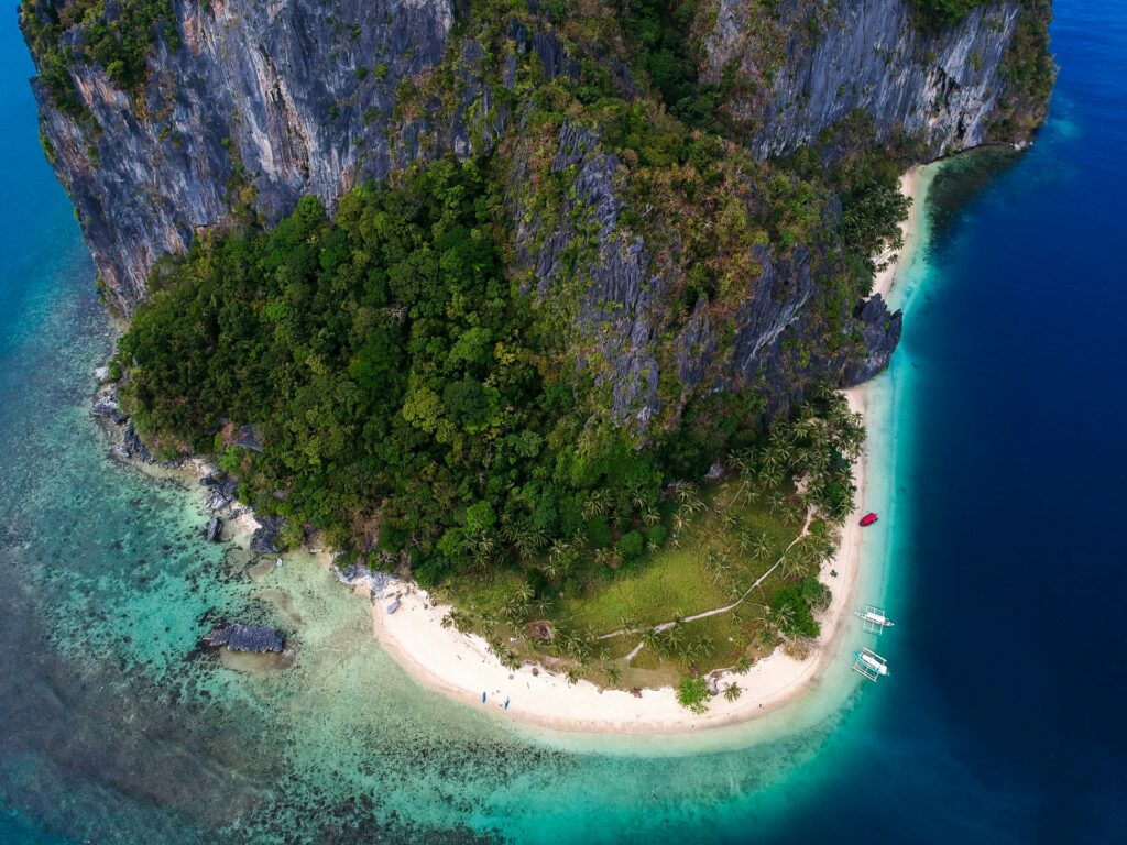 Pinagbuyutan Island closest to El Nido Palawan Philippines