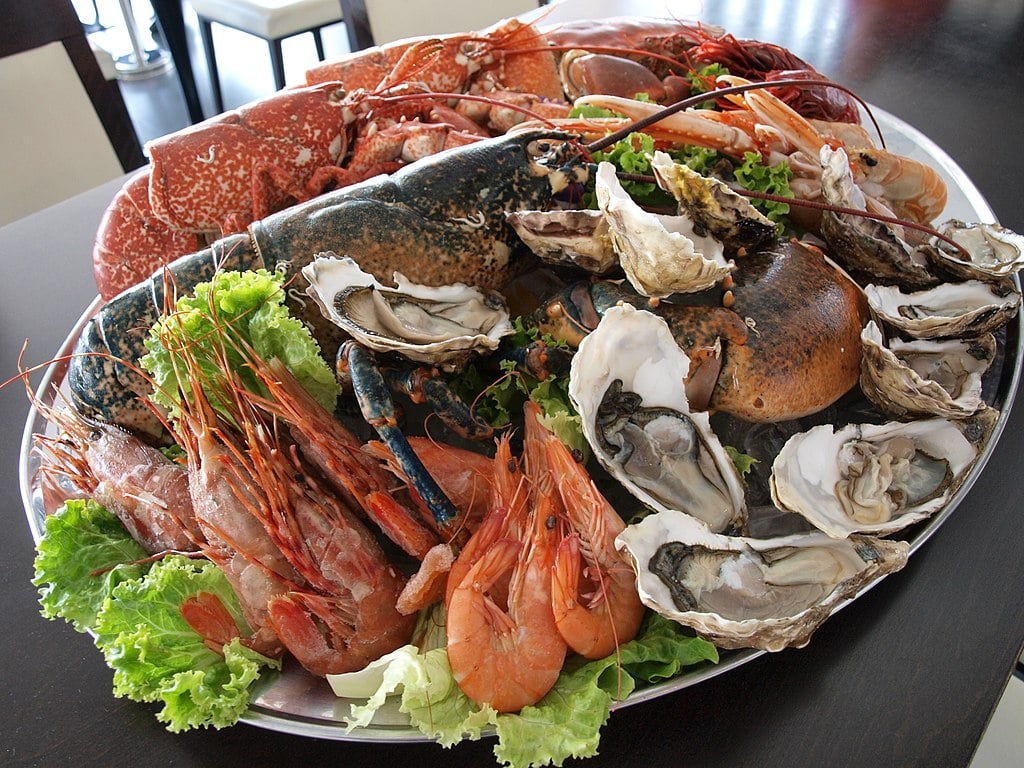 Filipino seafood cuisine