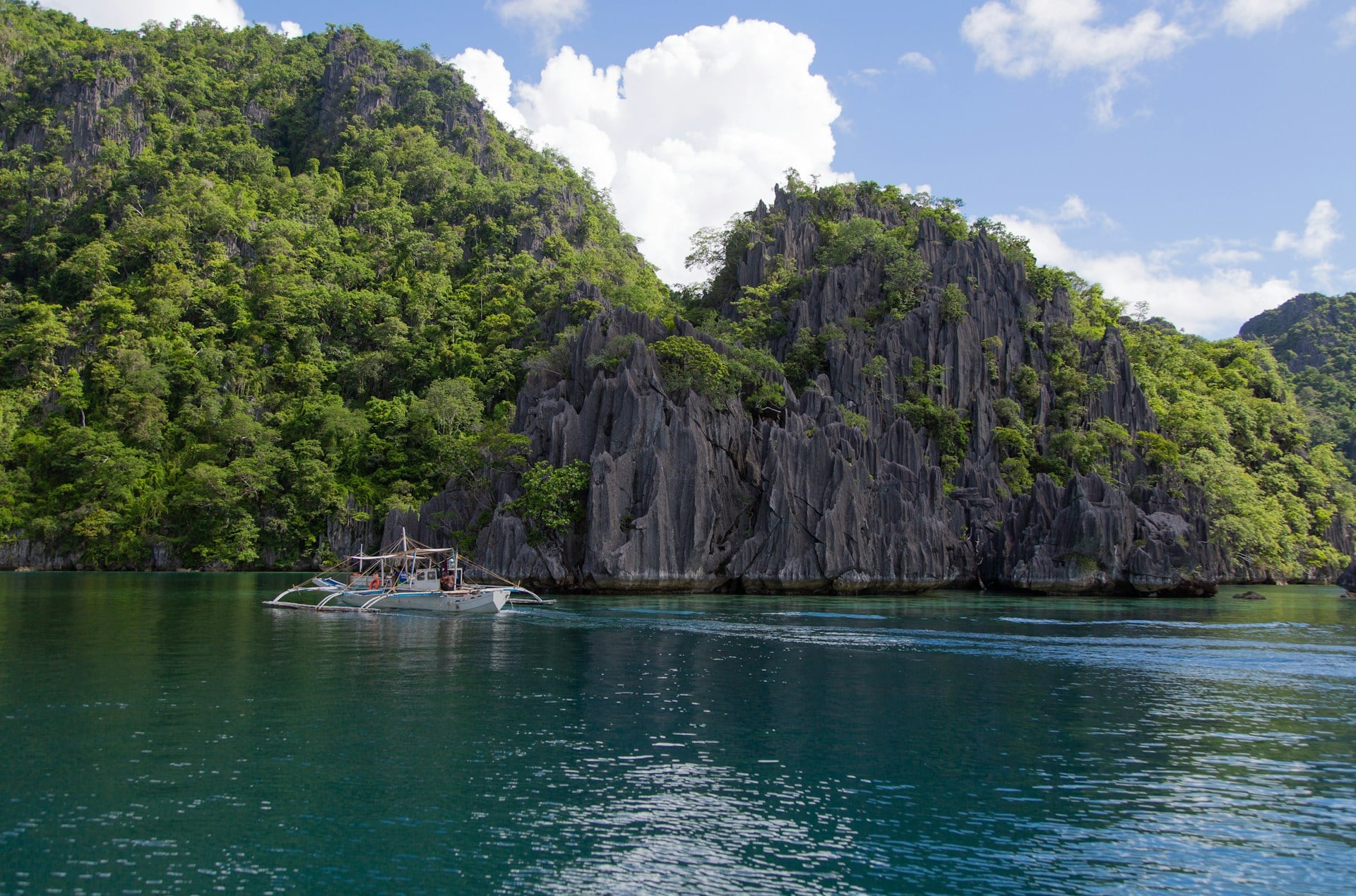 Island hopping tour in Twin Lagoon Coron Palawan Philippines